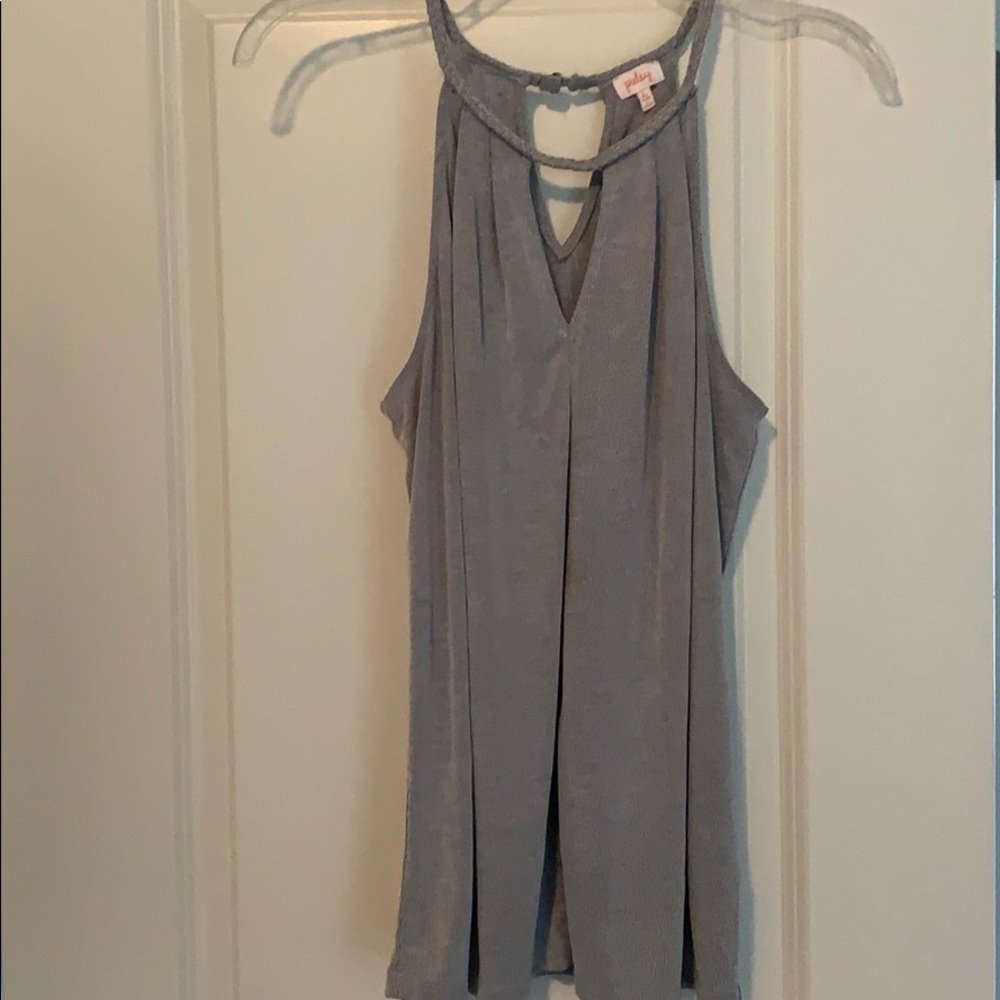 Spring closet must have 😍